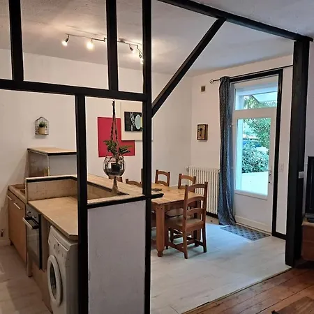 Location A Lägenhet *